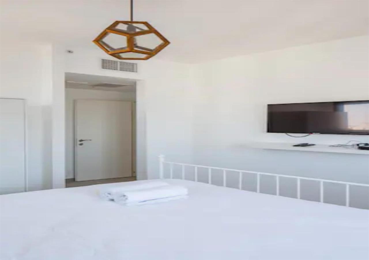 O&O Group- Magical 4Br Apt With Panoramic Sea View Bat Jám Kültér fotó