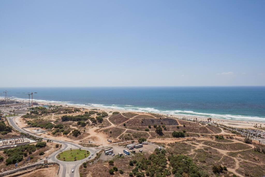 O&O Group- Magical 4Br Apt With Panoramic Sea View Bat Jám Kültér fotó