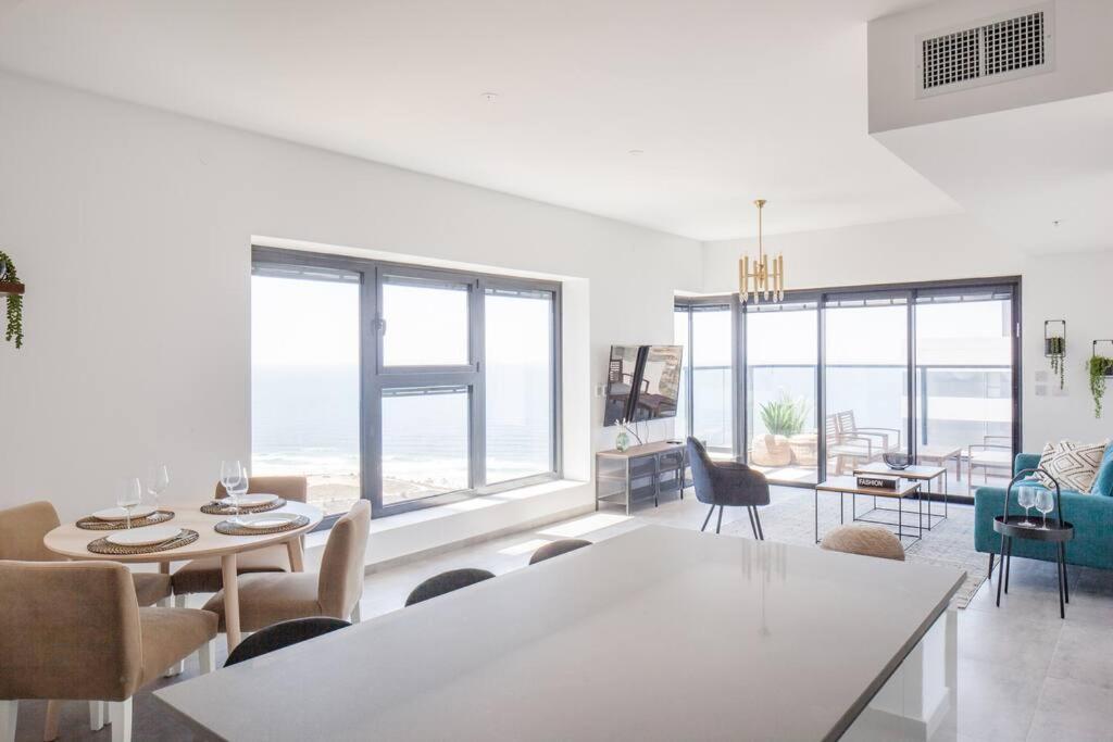 O&O Group- Magical 4Br Apt With Panoramic Sea View Bat Jám Kültér fotó