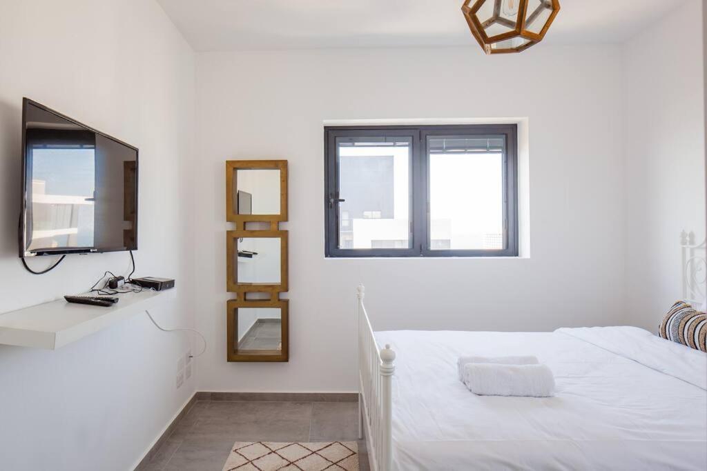 O&O Group- Magical 4Br Apt With Panoramic Sea View Bat Jám Kültér fotó